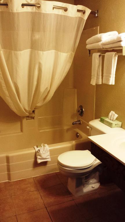 Super 8 By Wyndham Sioux Falls Near Convention Center Camera foto