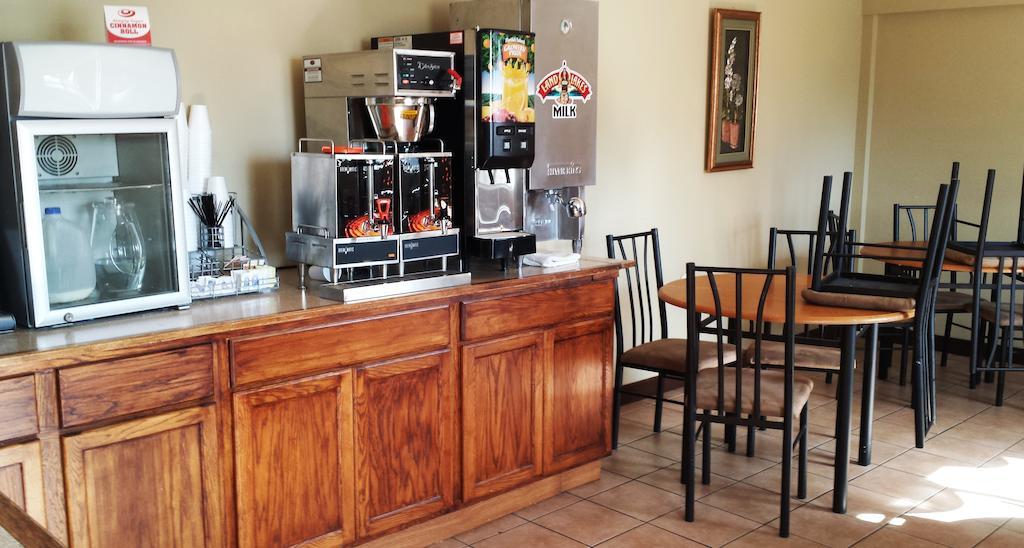 Super 8 By Wyndham Sioux Falls Near Convention Center Esterno foto